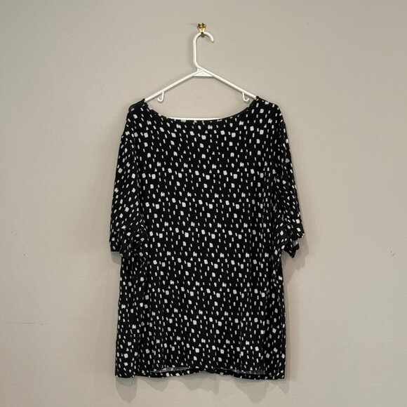 Size 26/28 Lane Bryant Shirt - Black with White - Picture 6 of 6